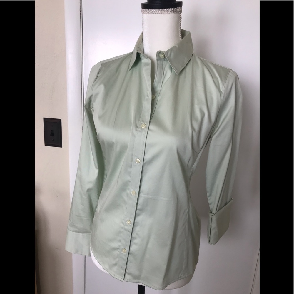 Banana Republic Fitted Stretch button down
